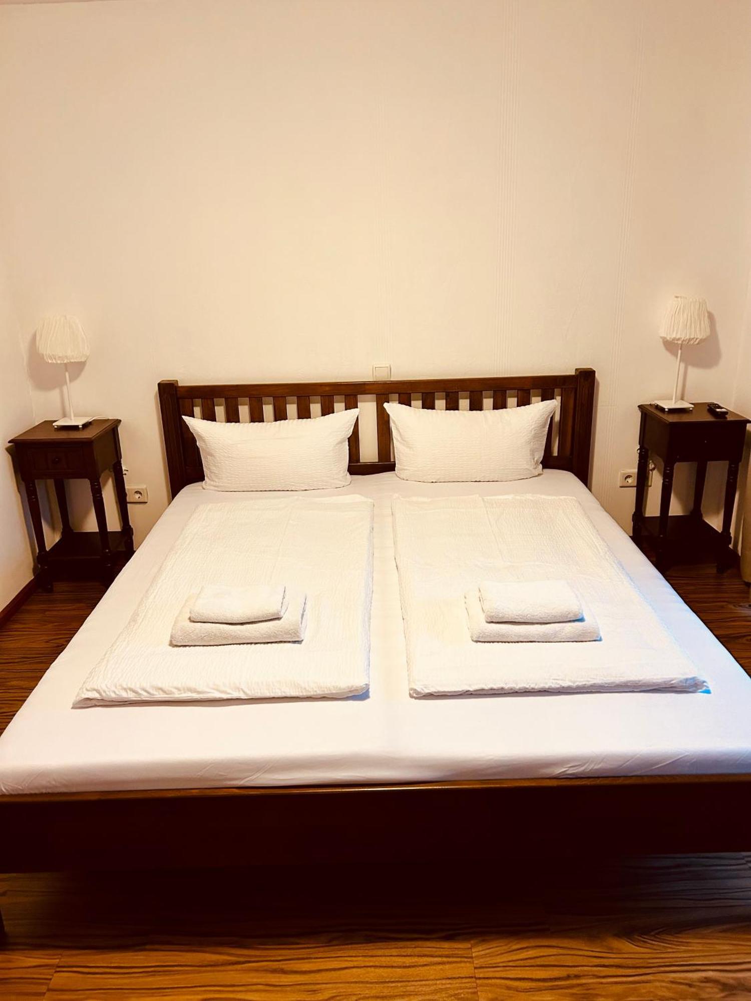 Apartments Maxim 鲁斯特 外观 照片