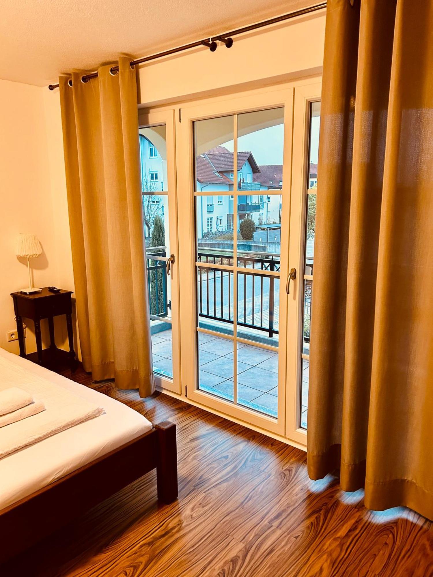 Apartments Maxim 鲁斯特 外观 照片